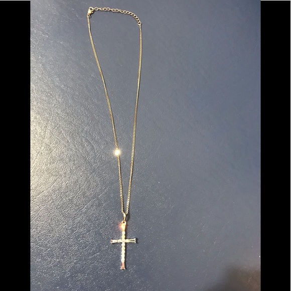 Cross necklace - Picture 7 of 7